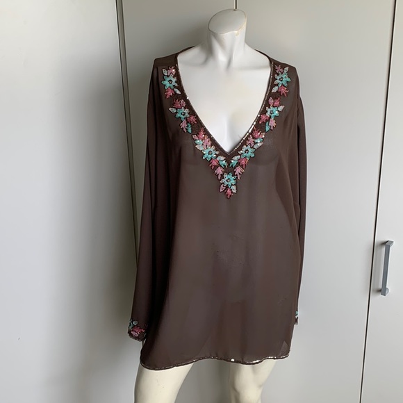 *NWT* Lane Bryant 26/28 v-neck blouse sequins embroidered - Picture 1 of 6